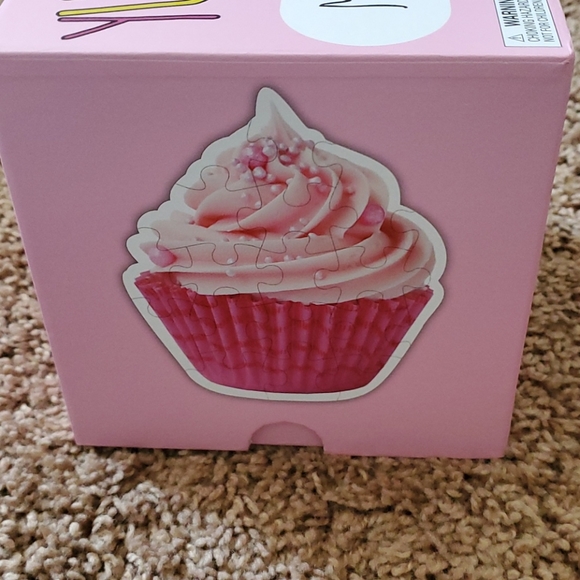 Puzzle 🎁💝🏷 - Picture 3 of 5